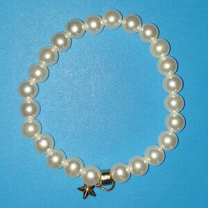 New Faux Pearl Elastic Bracelet with Gold-tone Star Charm